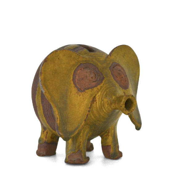 MidCenturyHandThrownCeramicElephantFormSculpture7.jpg