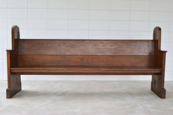 early20thcenturylongwoodenbenchwitharmsandhighbackcsv0030000200403.jpg