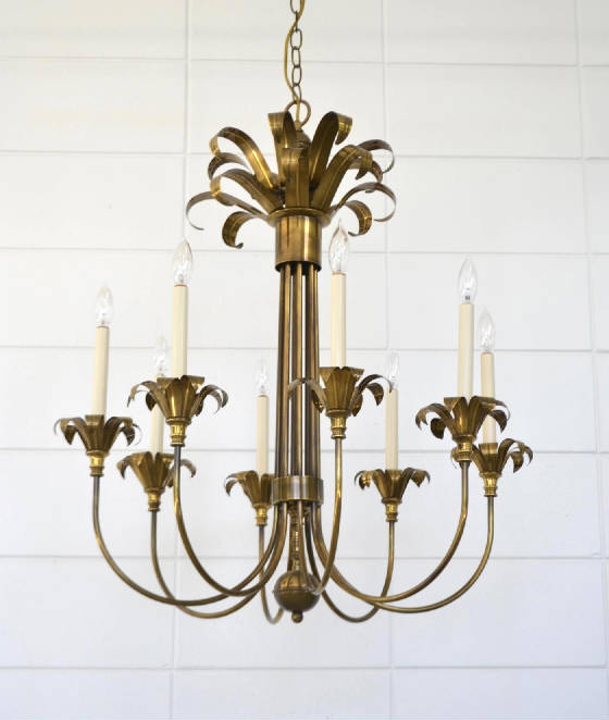 hollywoodregencybrasseightarmchandeliervhs0030001200325.jpg