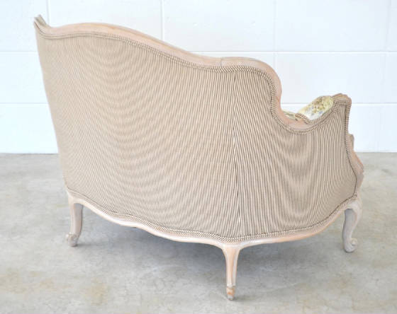 louisxvstyleupholsteredsetteehtv0050000200925.jpg