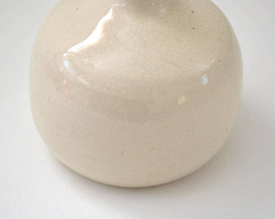 midcenturycreamglazedorganicteardropformceramicvaseswe0010003200827.jpg