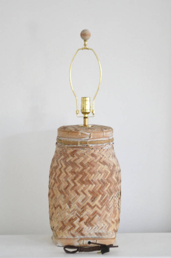 midcenturylighttancerusedliddedbasketformwovenrattantablelamphvr00600000200815.jpg