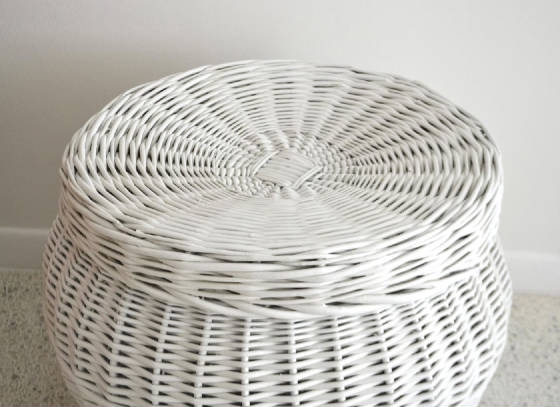 midcenturywhitelacqueredroundwovenrattanliddedbasketsts0040001200816.jpg