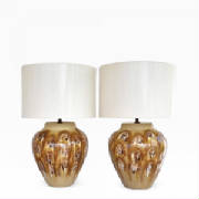 pairiofmidcenturypolychromeglazedbulbousformtablelampsDS002000610022a1.jpg