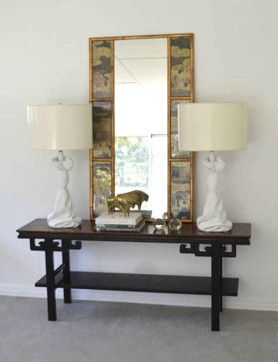 pairofhollywoodregencywhteplasterdrapedformtablelampssec001100120090b7.jpg