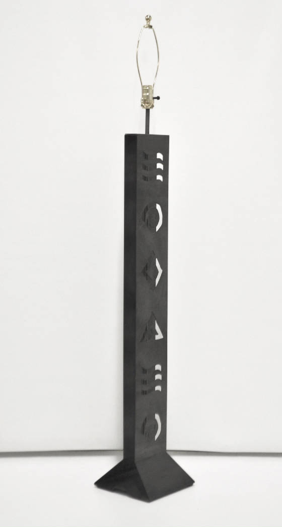 postmoderncutgraphicsteelfloorlampbyrobertsonnemanhps0021009100304.jpg