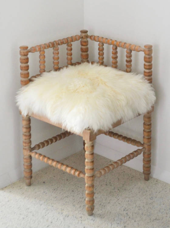 turnedwoodcanedseatandsheepskincushioncornerchairwgl0021008100108.jpg